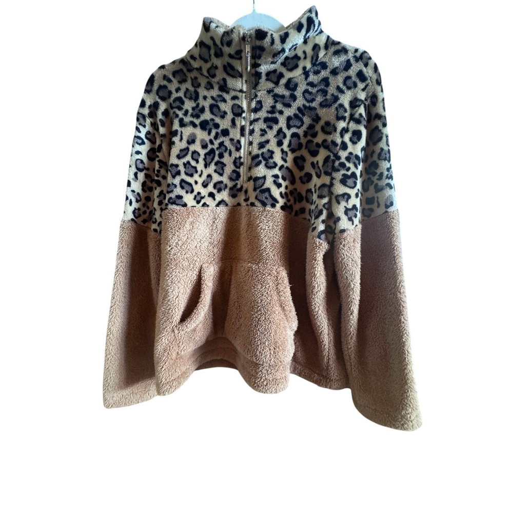 Coeur De Vague Woman's Size XXL Leopard Top Tan Bottom 1/2 Zip Fleece Jacket